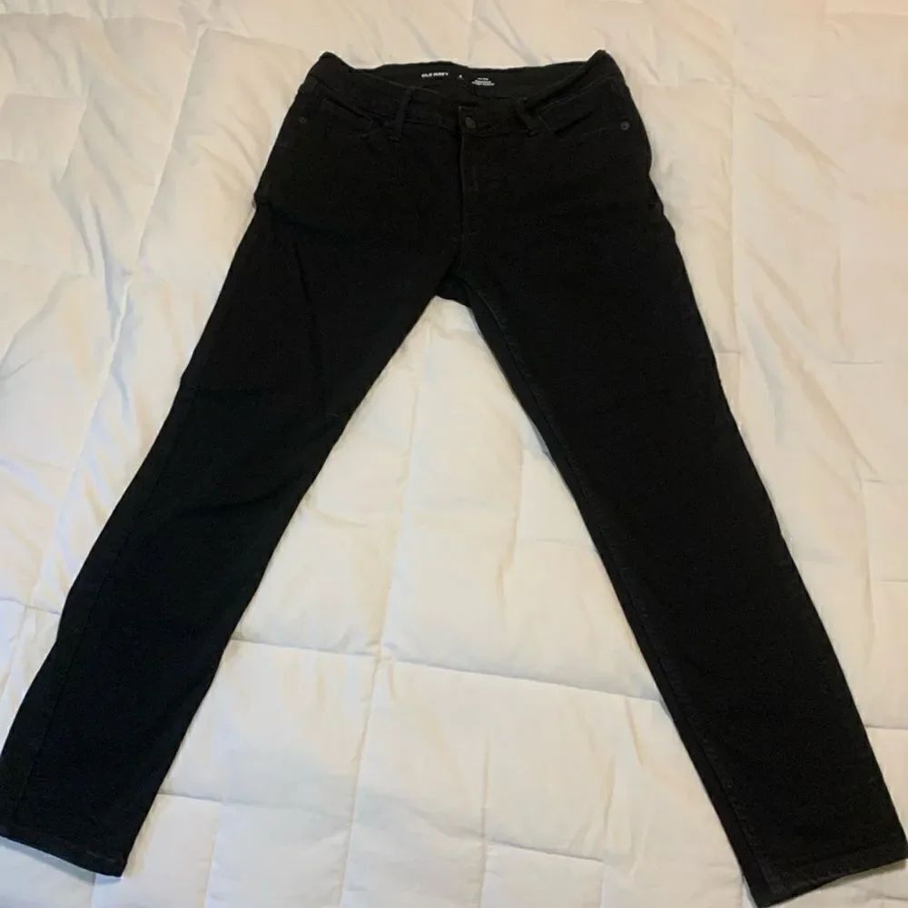 OLD NAVY, rockstar, midi rise, size 8, skinny, like new
